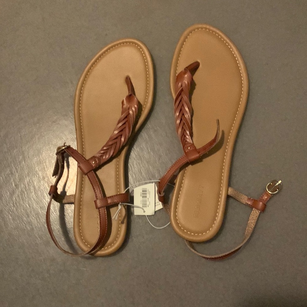 NWT Old Navy - brown sandals - size 10